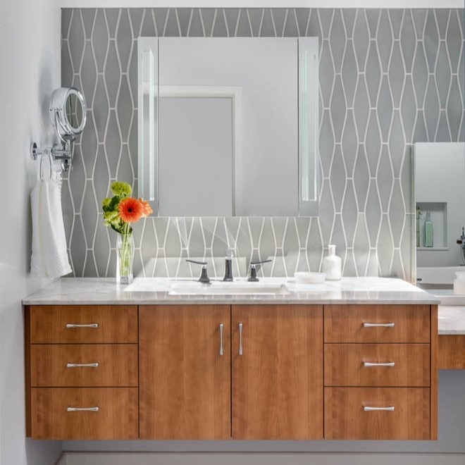 Bathroom зеркала прямоугольника устанавливает тщету Bathroom деревянной облицовки тимберса зерна современную роскошную с раковиной